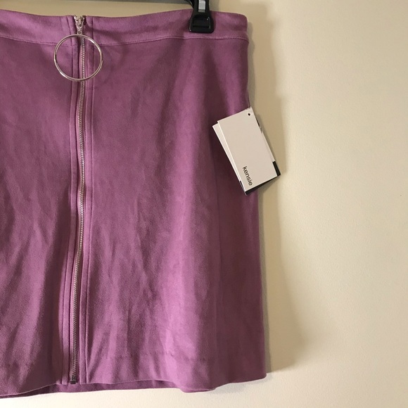 NWT Skirt - Picture 3 of 5